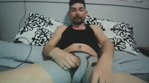 steviecombes01 online show from April 21, 2026, 4:08 am