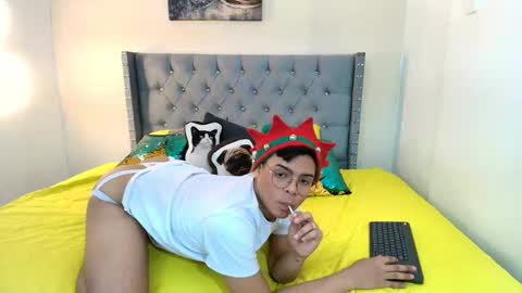 stewart online show from December 5, 2025, 2:42 am