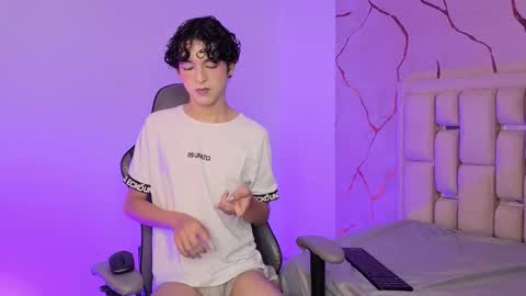 Sthepano  online show from February 26, 2026, 8:52 pm