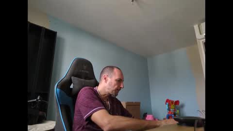 stickolive1 online show from September 16, 2025, 10:05 am