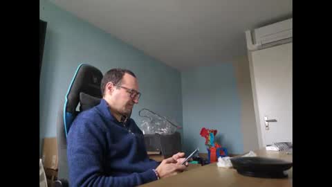 stickolive1 online show from October 15, 2025, 8:25 am