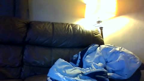 stickyredfunsize online show from November 27, 2025, 1:24 pm