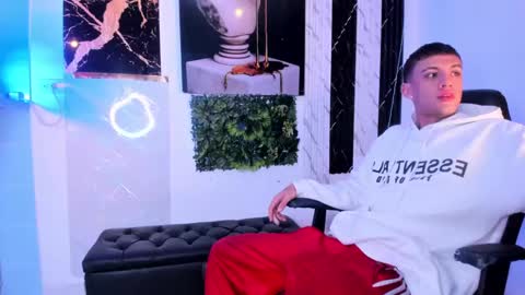 Stiven  brendan online show from December 4, 2024, 6:22 am