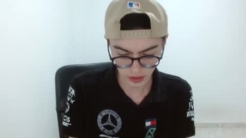 stiv_grant online show from April 8, 2026, 12:10 am