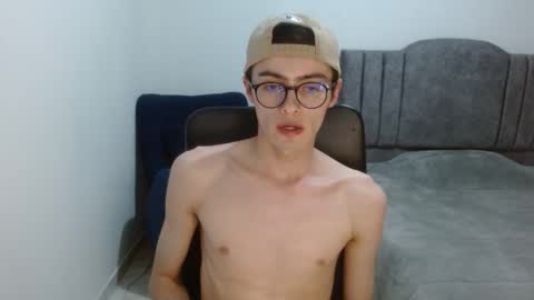 stiv_grant online show from June 5, 2026, 1:56 am