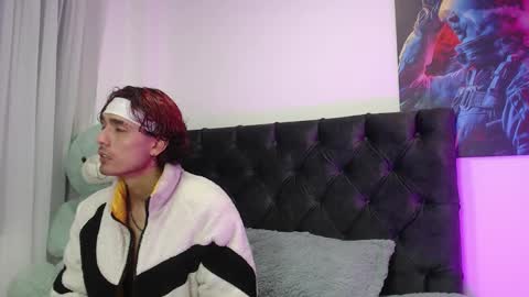 stiven online show from March 3, 2026, 3:34 am