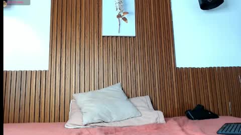 stiven_twink02 online show from April 16, 2026, 8:42 pm