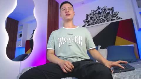 stiven online show from March 4, 2026, 12:33 pm