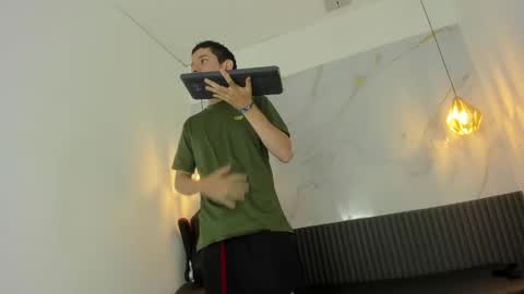 stivenballs online show from March 18, 2026, 6:55 pm