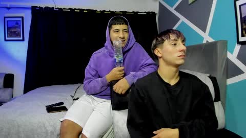 Stiven  online show from March 29, 2026, 6:35 am