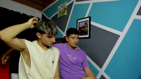 Stiven  online show from April 22, 2026, 2:25 am