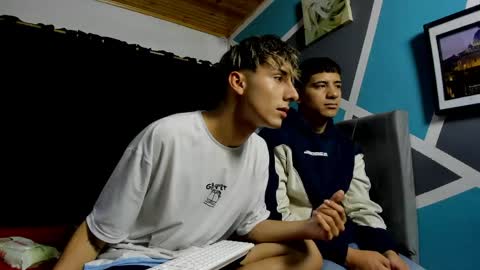 Stiven  online show from June 4, 2026, 4:07 am