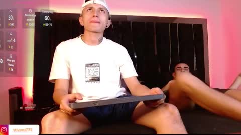 stiven tellez  online show from March 1, 2025, 11:37 pm