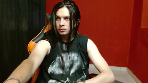 stivnhot online show from September 9, 2025, 1:38 am