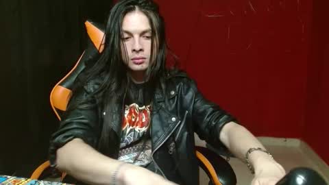 stivnhot online show from October 15, 2025, 12:11 am