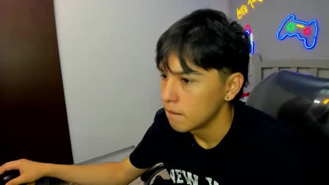 Stiwen online show from October 14, 2025, 1:12 pm