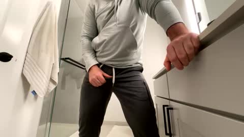 stlhotwifeguy online show from March 7, 2026, 6:27 pm