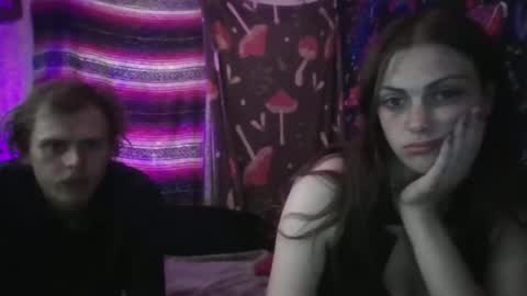 Snapshot of ston3rcouple6928 chatting on June 15, 2026, 10:56 pm Stonercouple6928 online show from June 15, 2026, 10:56 pm