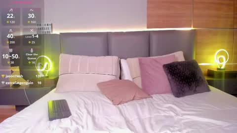 Stone Lee  online show from October 13, 2025, 8:47 am