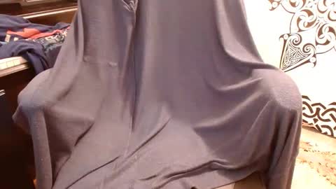 Stonerbear42 online show from September 18, 2025, 10:06 am