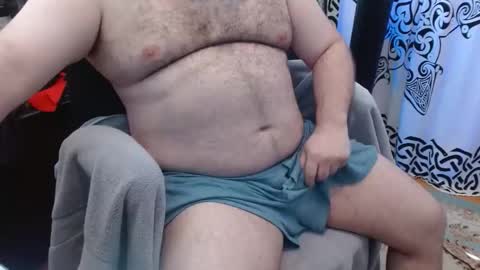 Snapshot of stonerbear42 chatting on May 7, 2026, 1:27 pm Stonerbear42 online show from May 7, 2026, 1:27 pm