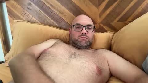 stoney8inches online show from March 8, 2026, 8:23 pm