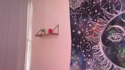 Liz online show from October 20, 2025, 8:09 pm