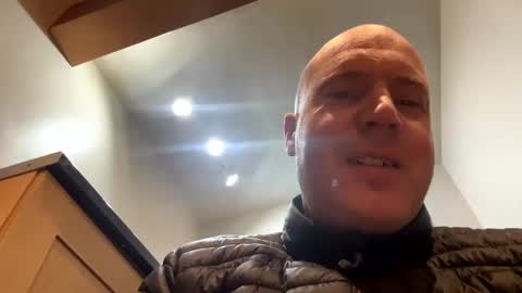 Stoodley22 online show from February 18, 2025, 5:53 am