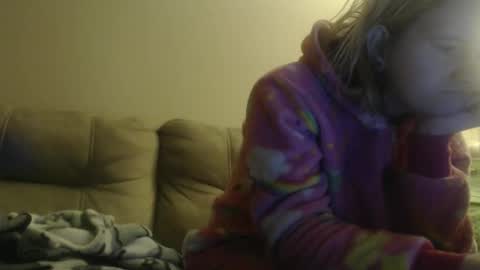 StormAlley420 online show from December 25, 2024, 9:34 am