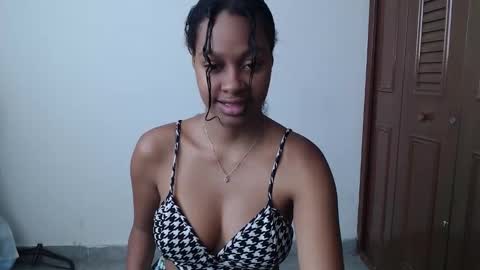 stormihills_ online show from February 14, 2026, 5:32 pm