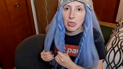 Snapshot of stormythunder chatting on June 24, 2026, 7:35 pm Stormythunder online show from June 24, 2026, 7:35 pm