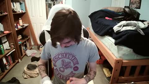 str8whiteboy21 online show from March 3, 2025, 4:25 am