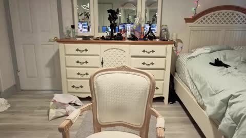 Snapshot of str8whiteboy21 chatting on December 13, 2025, 8:14 pm str8whiteboy21 online show from December 13, 2025, 8:14 pm