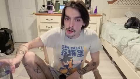 Snapshot of str8whiteboy21 chatting on February 12, 2026, 5:46 am str8whiteboy21 online show from February 12, 2026, 5:46 am