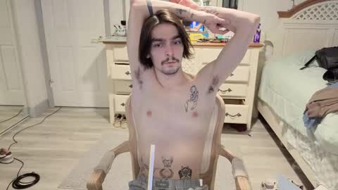 Snapshot of str8whiteboy21 chatting on February 15, 2026, 7:21 pm str8whiteboy21 online show from February 15, 2026, 7:21 pm