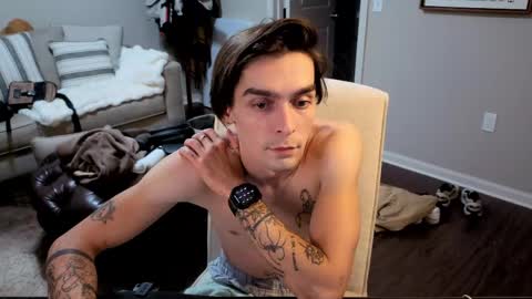 str8whiteboy21 online show from June 8, 2026, 4:02 am