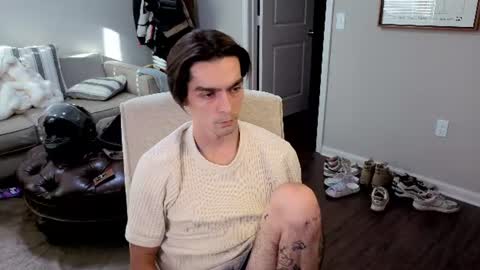 str8whiteboy21 online show from June 10, 2026, 10:19 pm