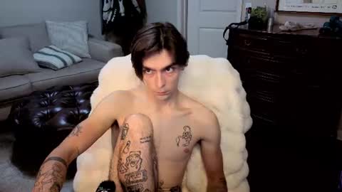 str8whiteboy21 online show from June 17, 2026, 3:20 am