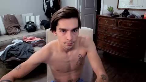 str8whiteboy21 online show from July 28, 2026, 4:05 pm