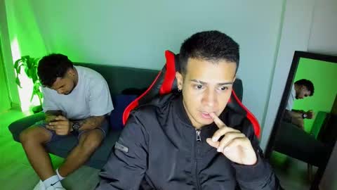 straight_boys_hornys online show from March 4, 2026, 7:47 am
