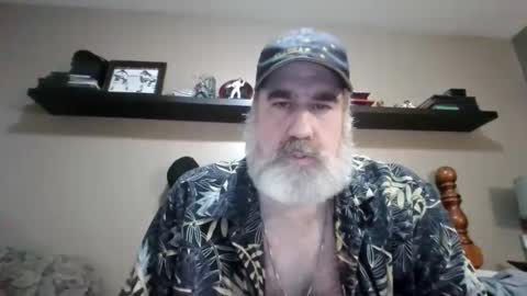 Straightbear4you online show from January 13, 2026, 1:00 am