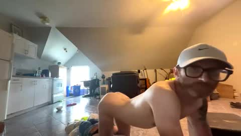 straightexhibitionistforcocks online show from October 16, 2025, 6:31 pm