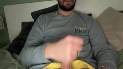 straightfirelotus1000000 online show from February 11, 2026, 11:48 am