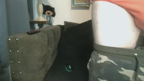 straitpipermann22 online show from October 3, 2025, 7:55 pm