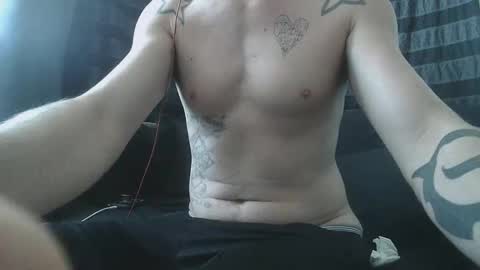 straitpipermann22 online show from November 3, 2025, 8:10 pm