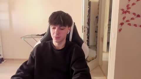 Ray online show from March 7, 2025, 1:18 pm