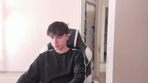 Ray online show from September 9, 2025, 11:10 am