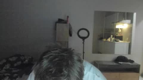 Snapshot of stralght_twinks chatting on June 7, 2026, 10:35 pm Ray online show from June 7, 2026, 10:35 pm