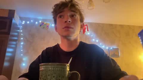 Snapshot of stralght_twinks chatting on July 16, 2026, 7:03 am Ray online show from July 16, 2026, 7:03 am