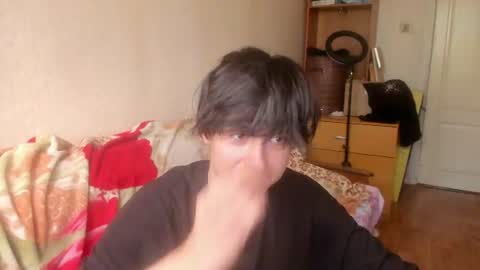 Snapshot of stralght_twinks chatting on July 18, 2026, 11:25 am Ray online show from July 18, 2026, 11:25 am